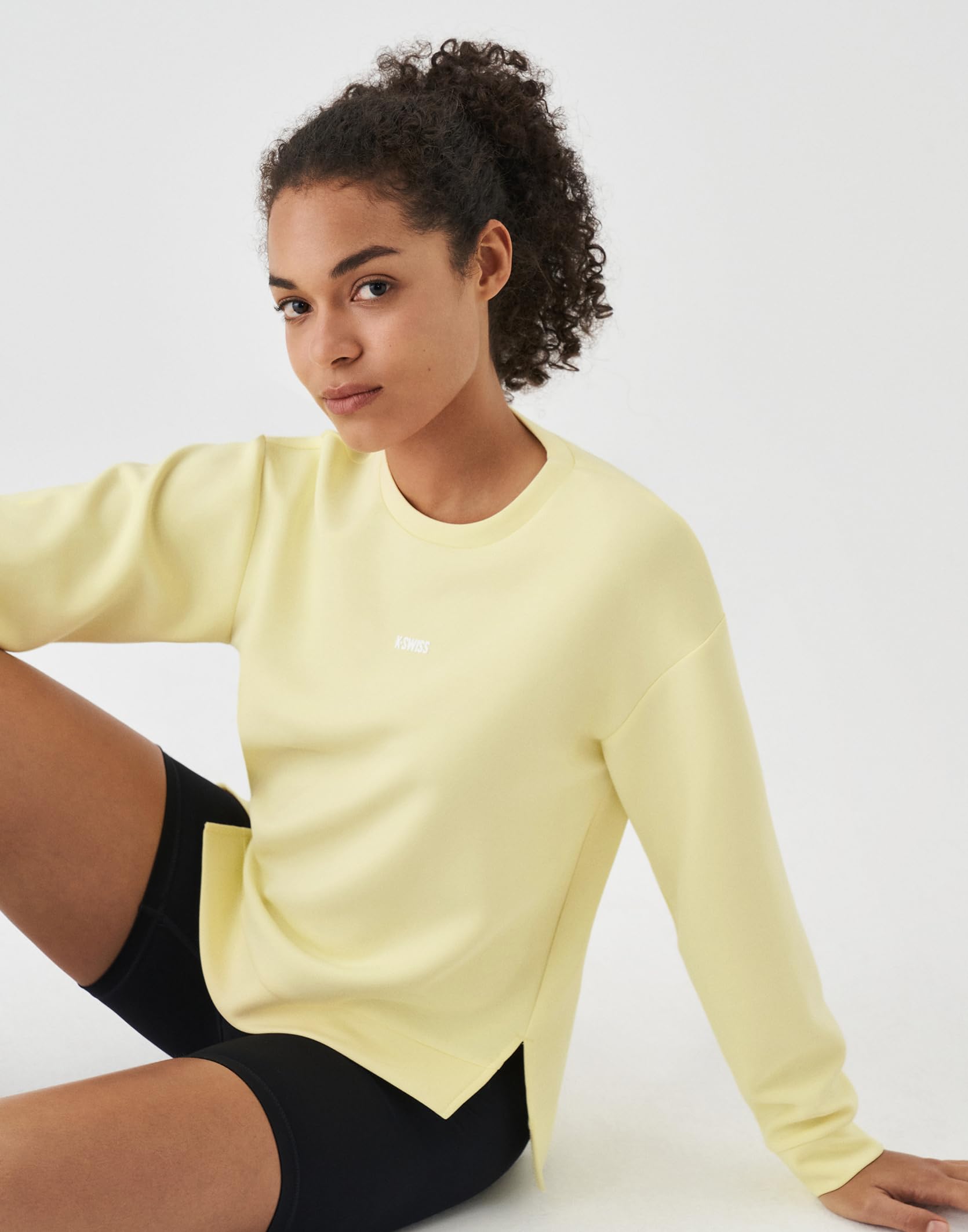 K-Swiss Cropped Sweatshirts for Women - Crewneck Pullover Sweatshirt Long Sleeve Workout Crop Tops Soft and Lightweight - Image 5