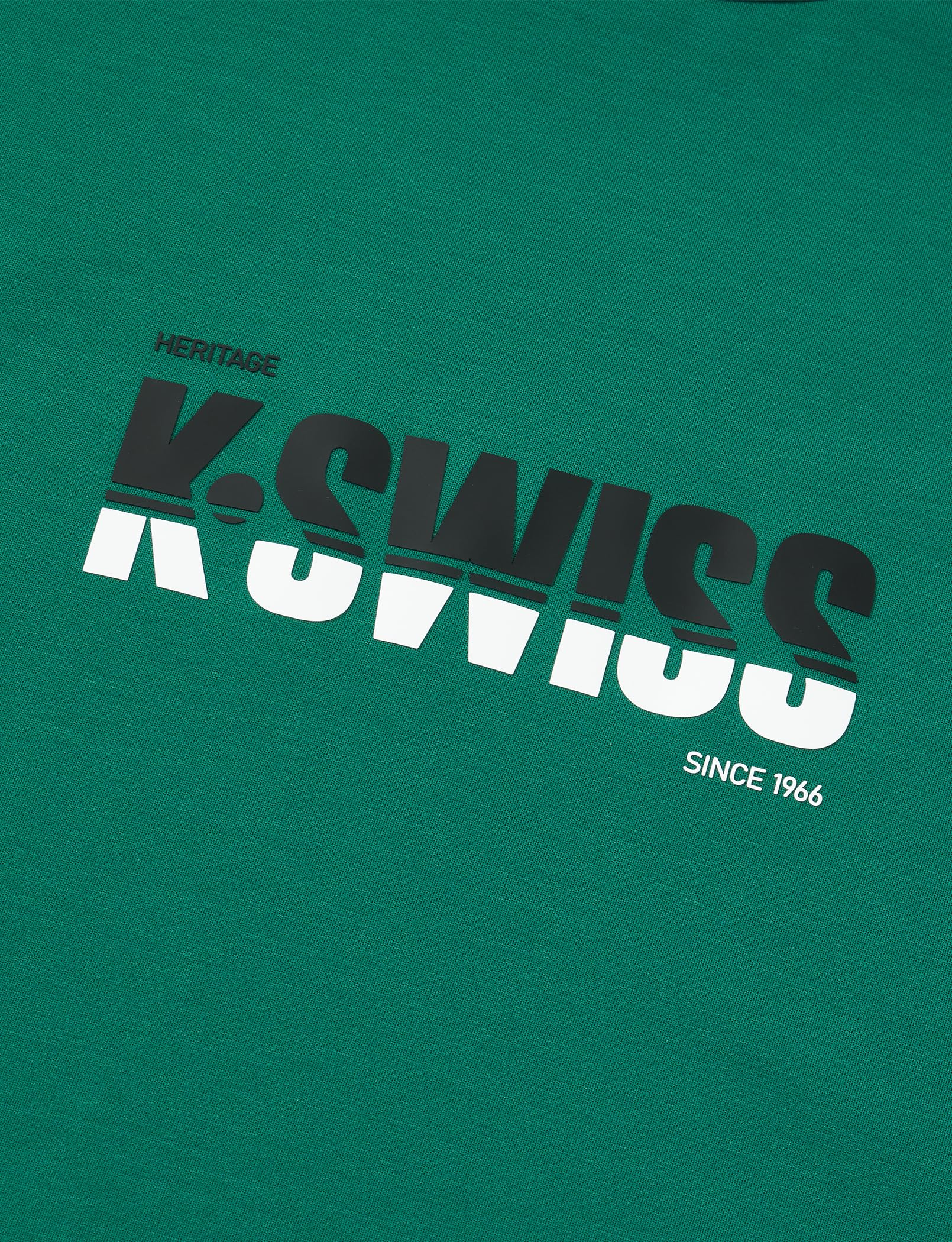 K-Swiss Heritage Women's Oversized T-Shirt, Silky Soft Crewneck T-Shirts with Eco-Embossed Graphic for Casual Lounge - Image 7