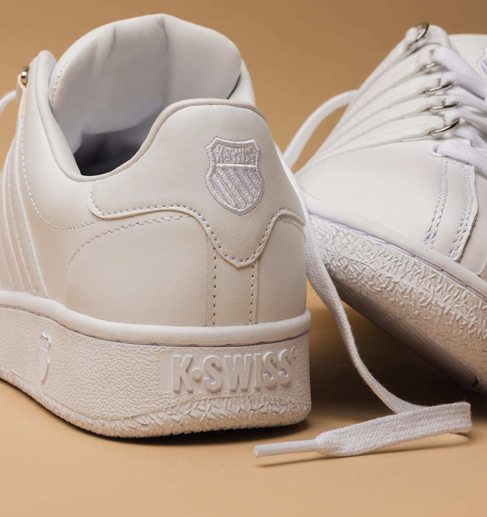 K-Swiss Women's Classic VN Leather Sneaker - Image 3